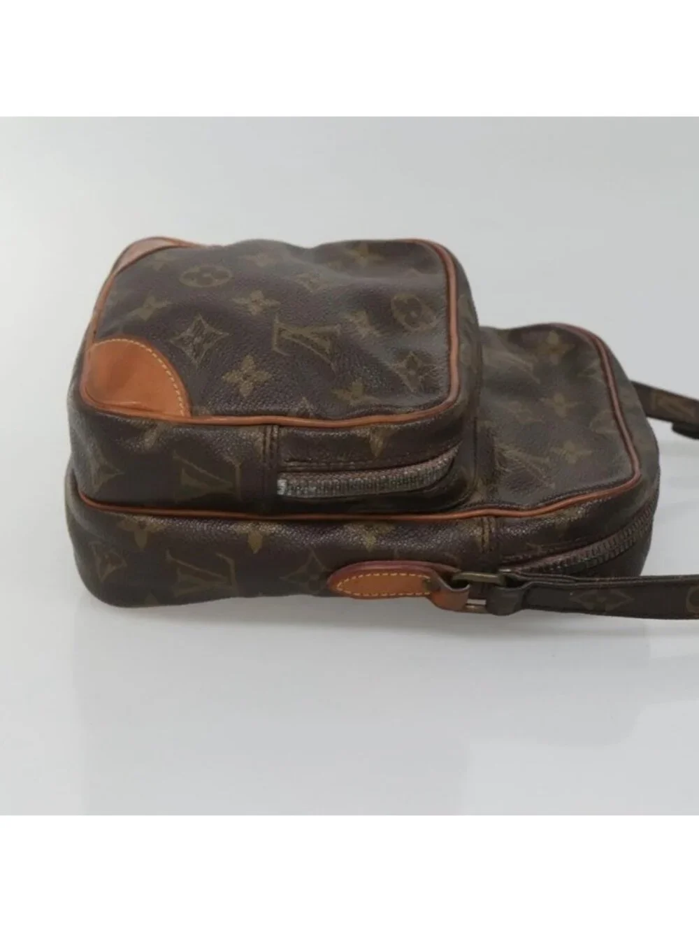 LOUIS VUITTON pre owned